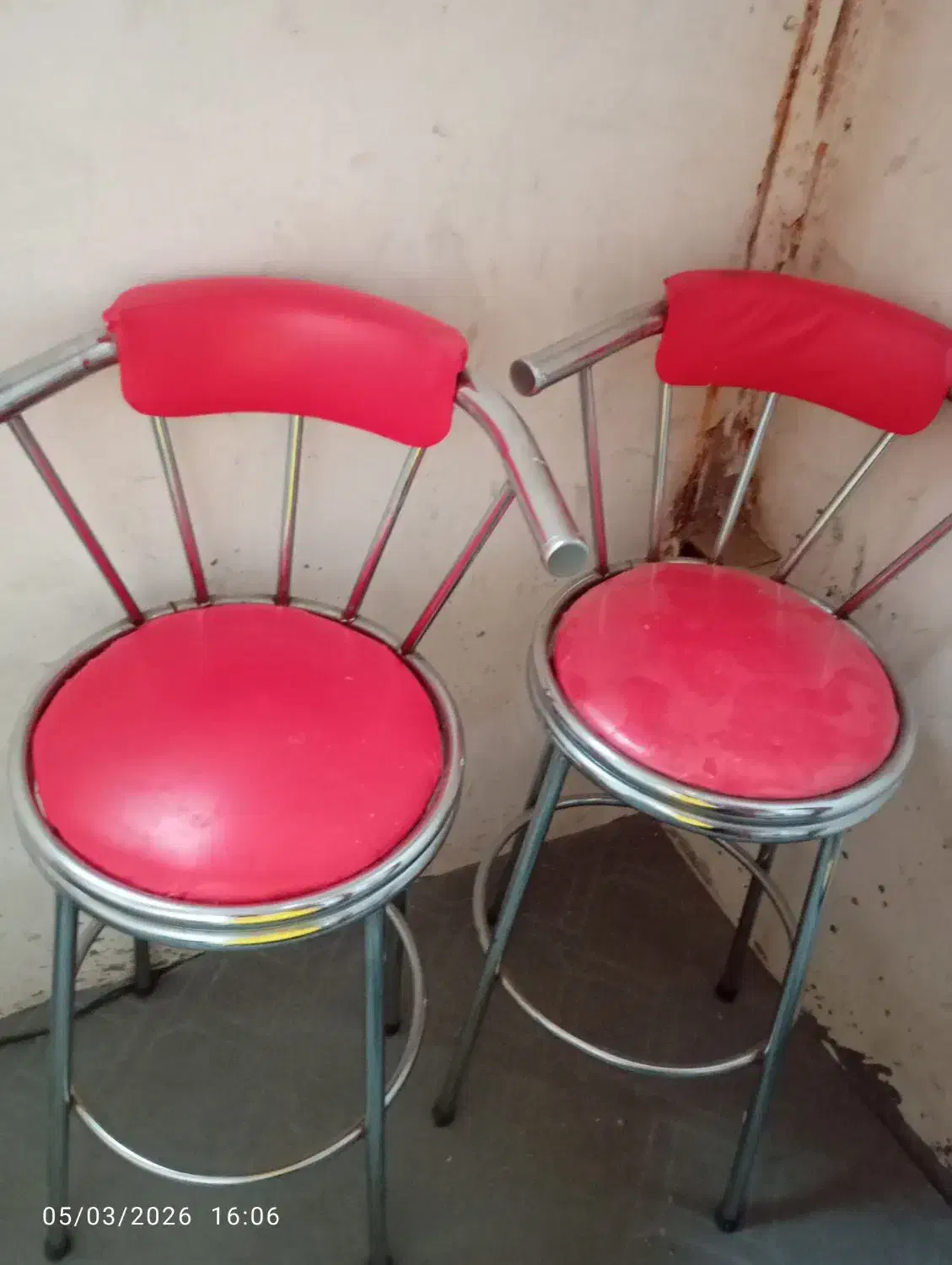 صندلی|صندلی و نیمکت|سرخس, |دیوار