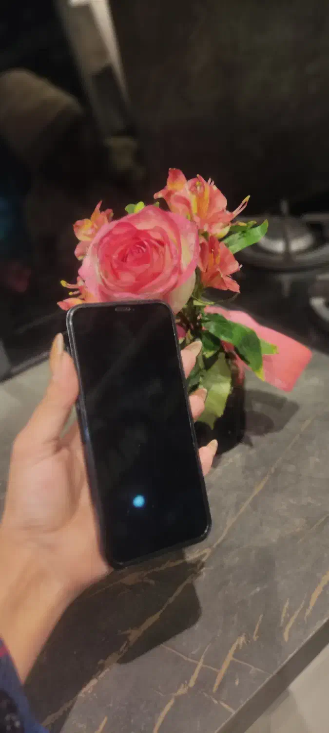 آیفون 12 نرمال با آدابتور ، کابل و گارد اشانتیون|موبایل|مشهد, کوثر|دیوار