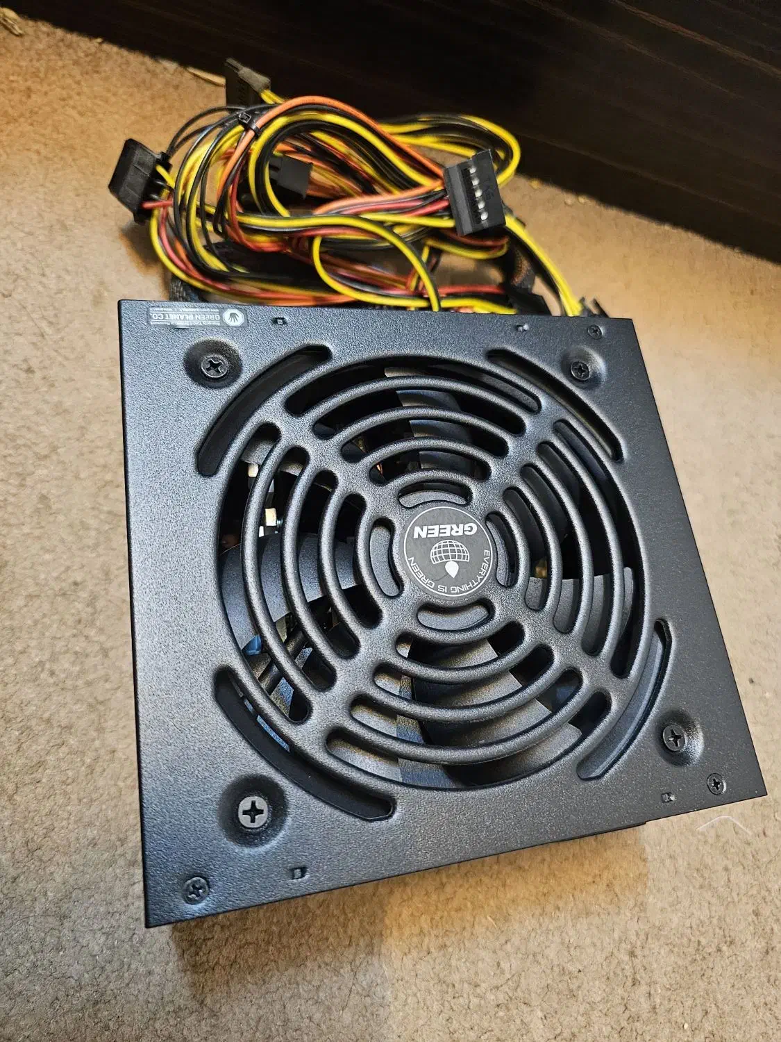 پاور ۳۰۰ گرین در حد آک|قطعات و لوازم جانبی رایانه|قم, نیروگاه|دیوار