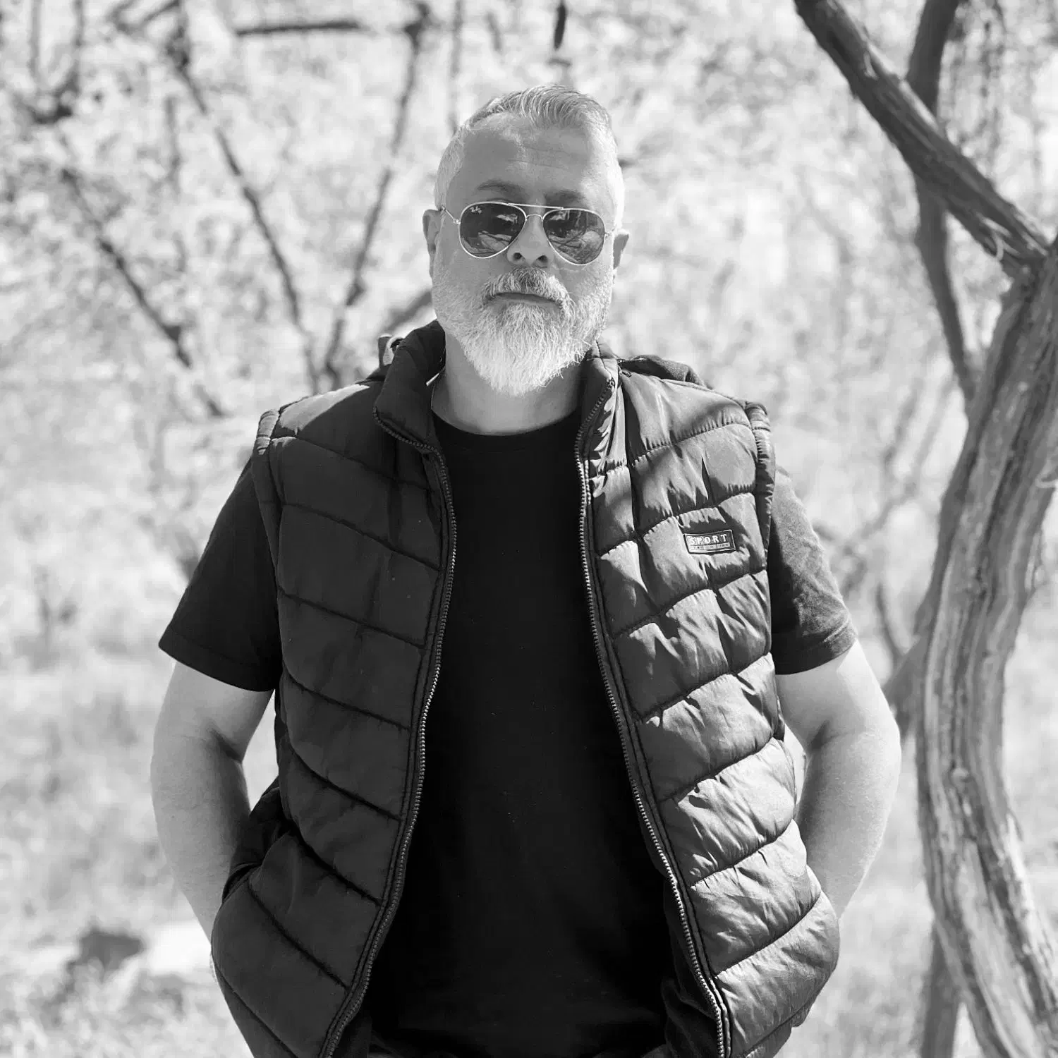 همخونه|اجارهٔ آپارتمان|رباطکریم, حکیم آباد|دیوار