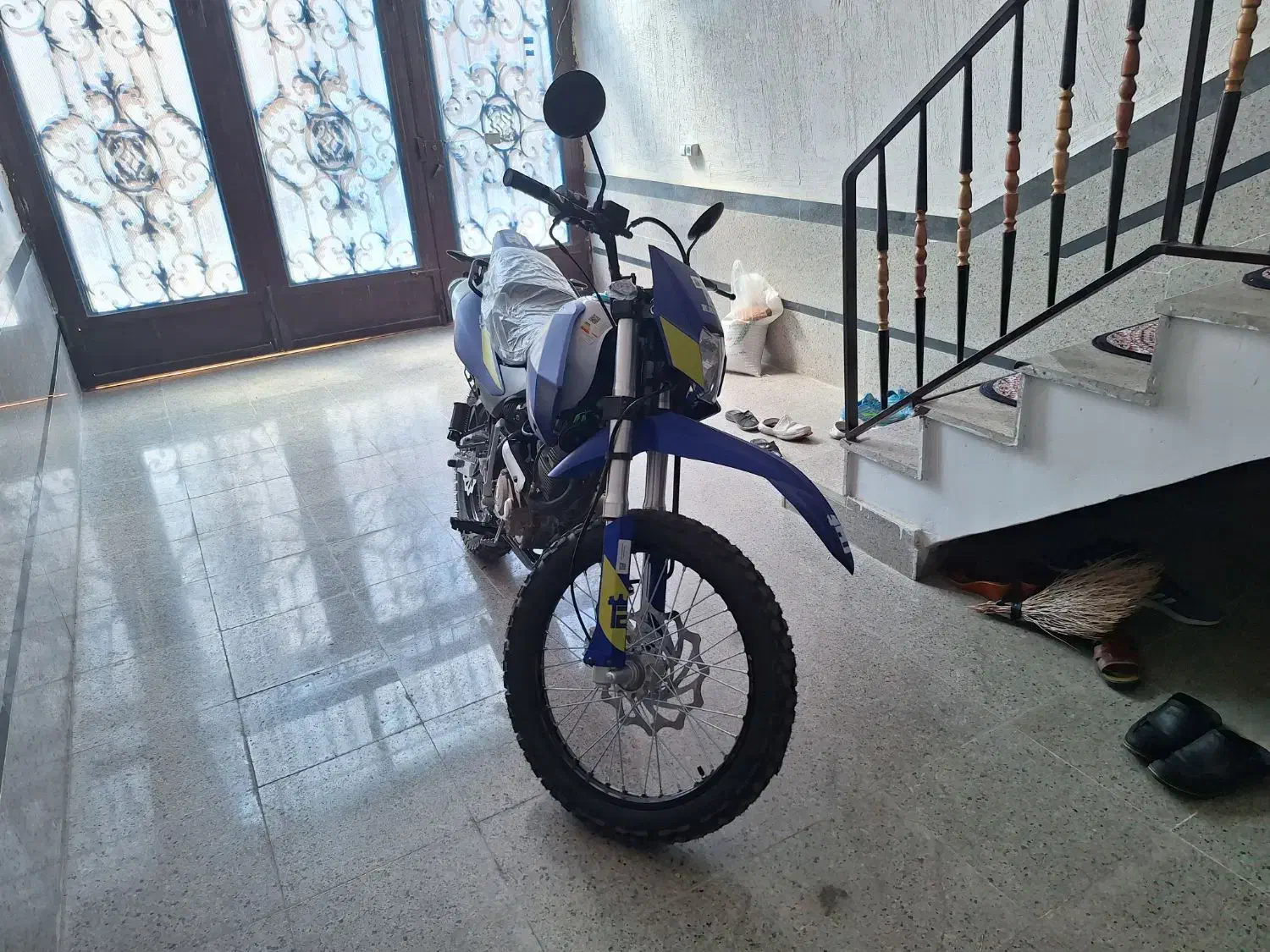 تریل T2|موتورسیکلت|دیواندره, |دیوار