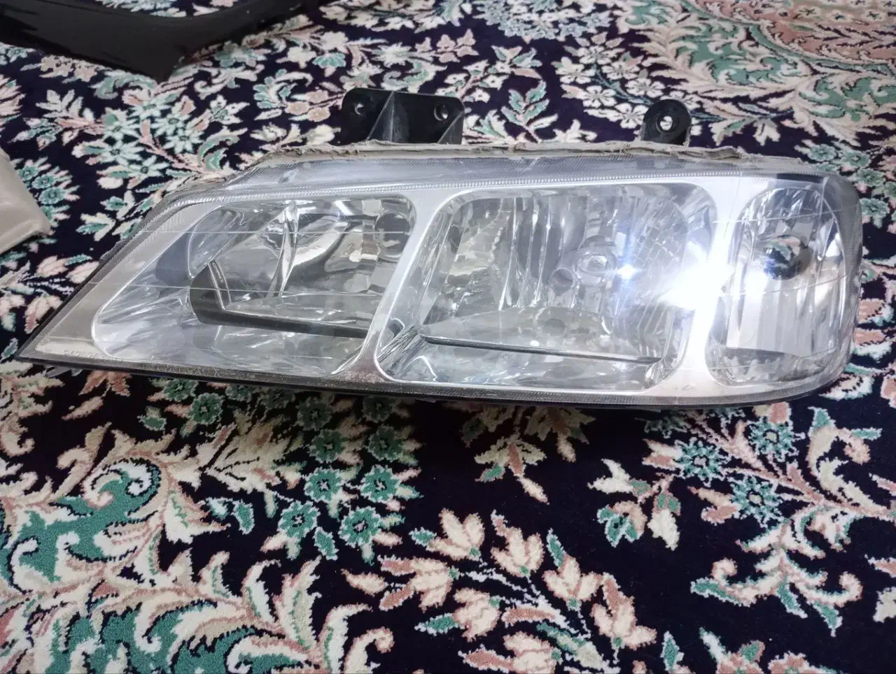 درب پژو پارس سپر جلو و عقب چراغ جلو رودری شیشه|قطعات یدکی و لوازم جانبی|قم, باغ شازده|دیوار