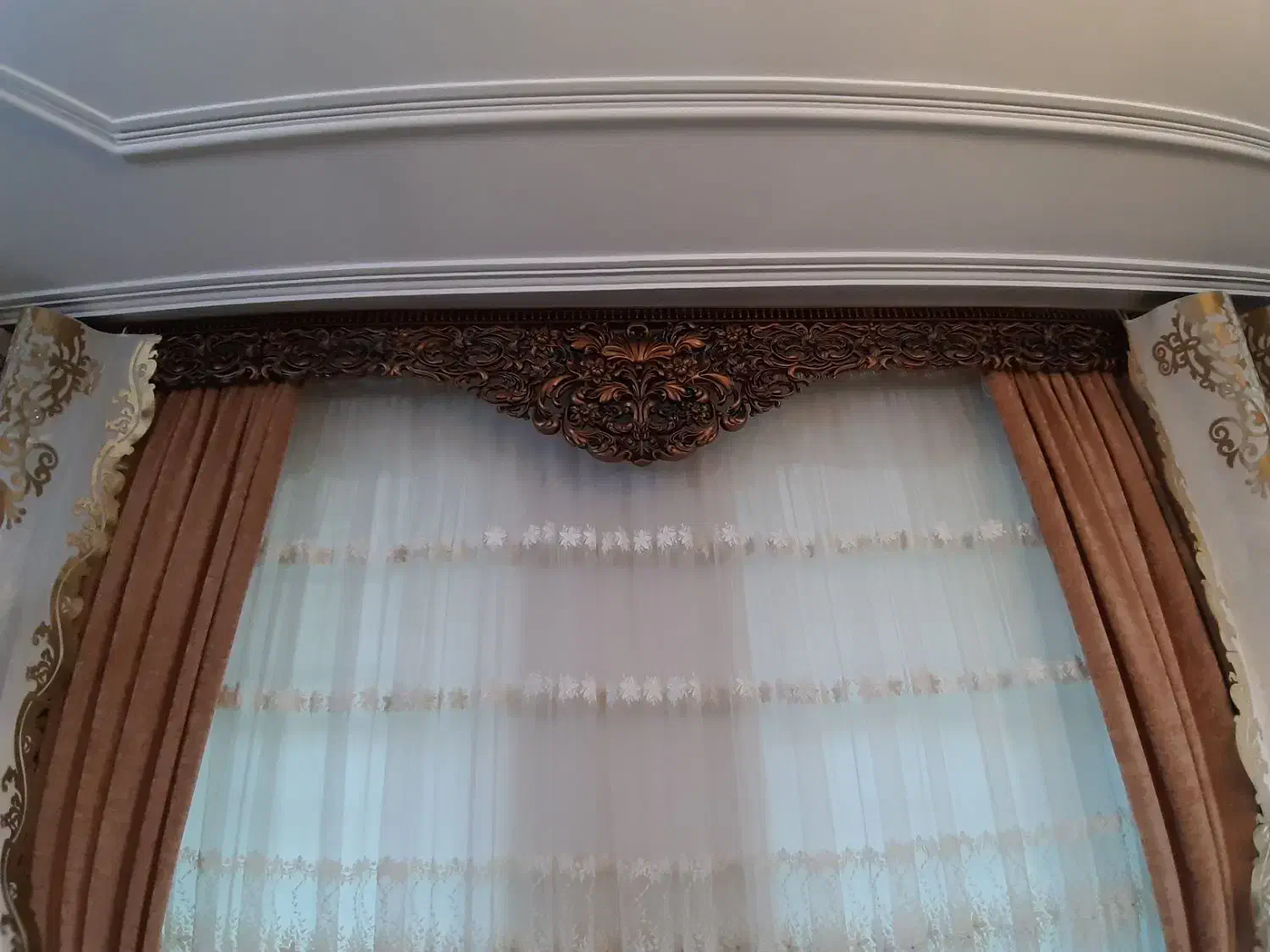 تاج،پرده،دستک|صنایع دستی و سایر لوازم تزئینی|شیروان (خراسان), |دیوار