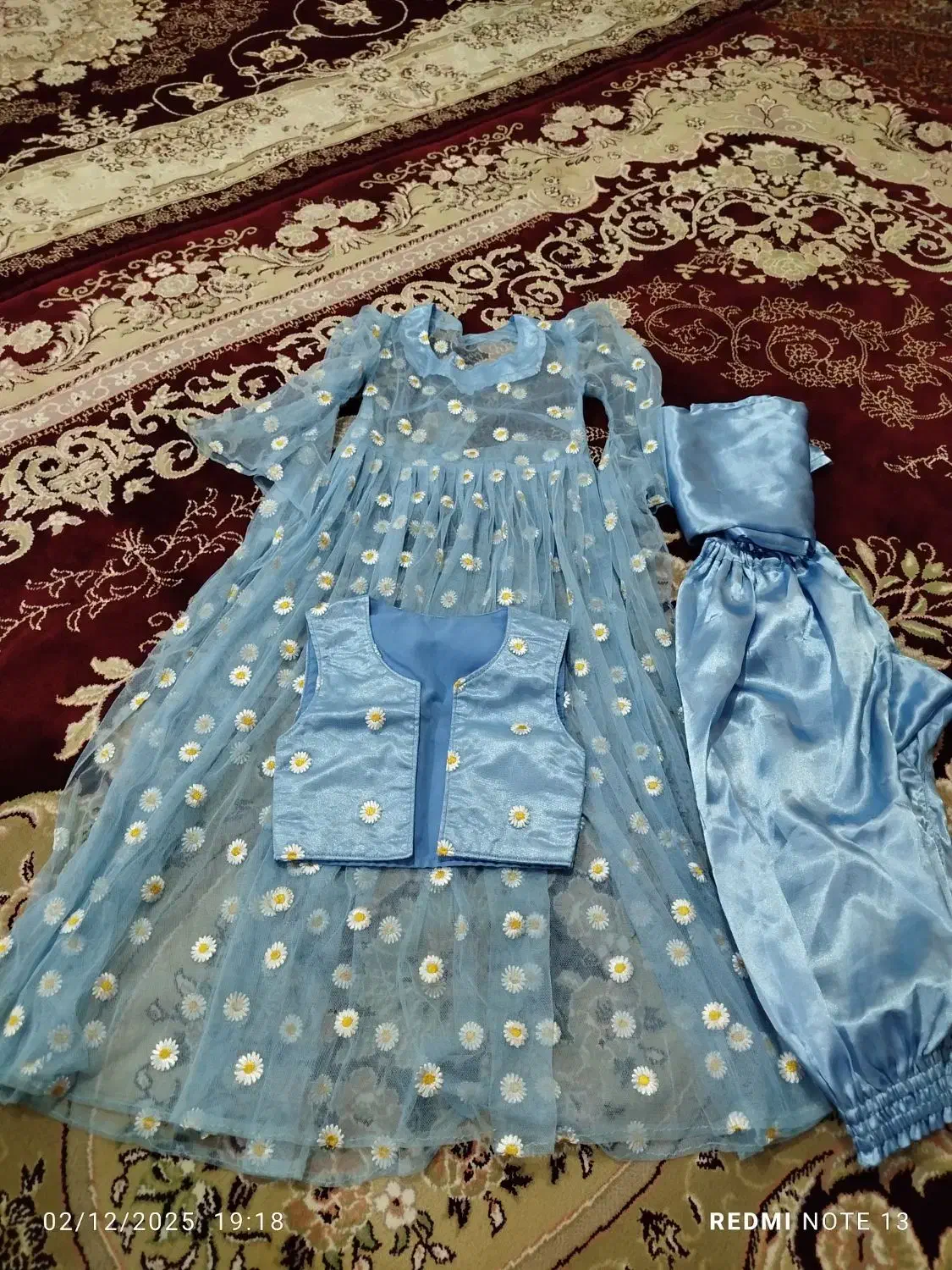 لباس کوردی در حد نو|لباس|خاو و میرآباد, |دیوار