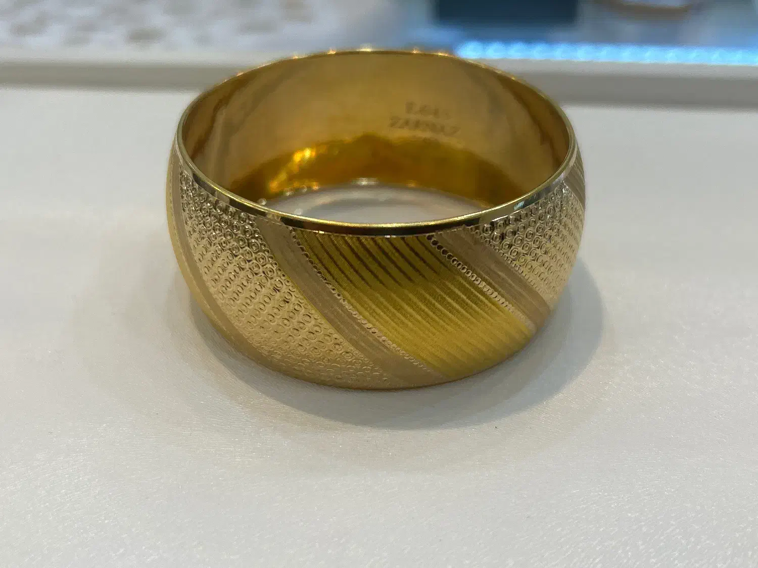 تک دست|جواهرات|اهواز, کوی باهنر|دیوار