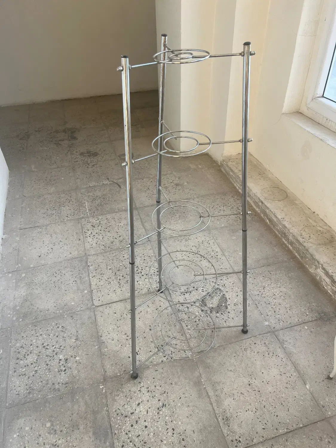 پایه مخصوص قابلمه|آب‌چکان و نظم‌دهنده ظروف|اندیشه, اندیشه فاز ۳|دیوار