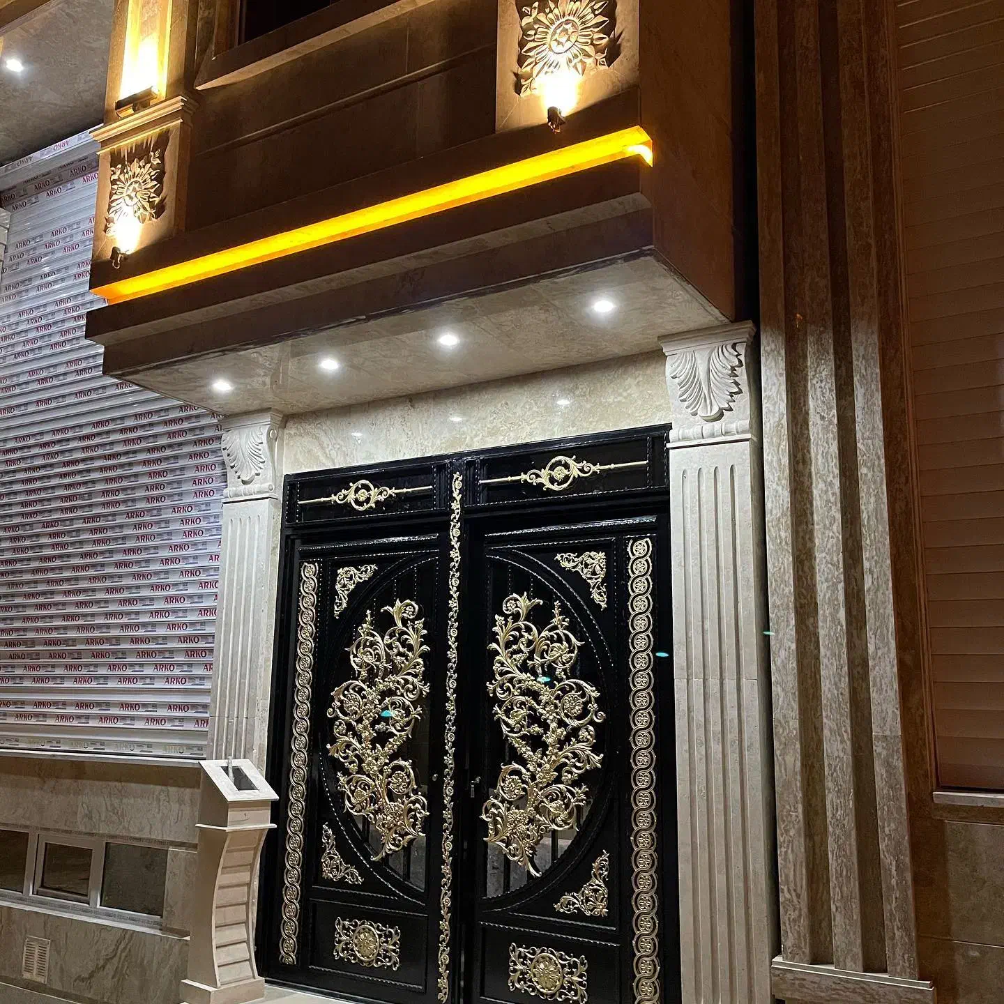 چهارطبقه اداری تجاری شهرک صنعتی شمس آباد|فروش مغازه و غرفه|فشاپویه, |دیوار