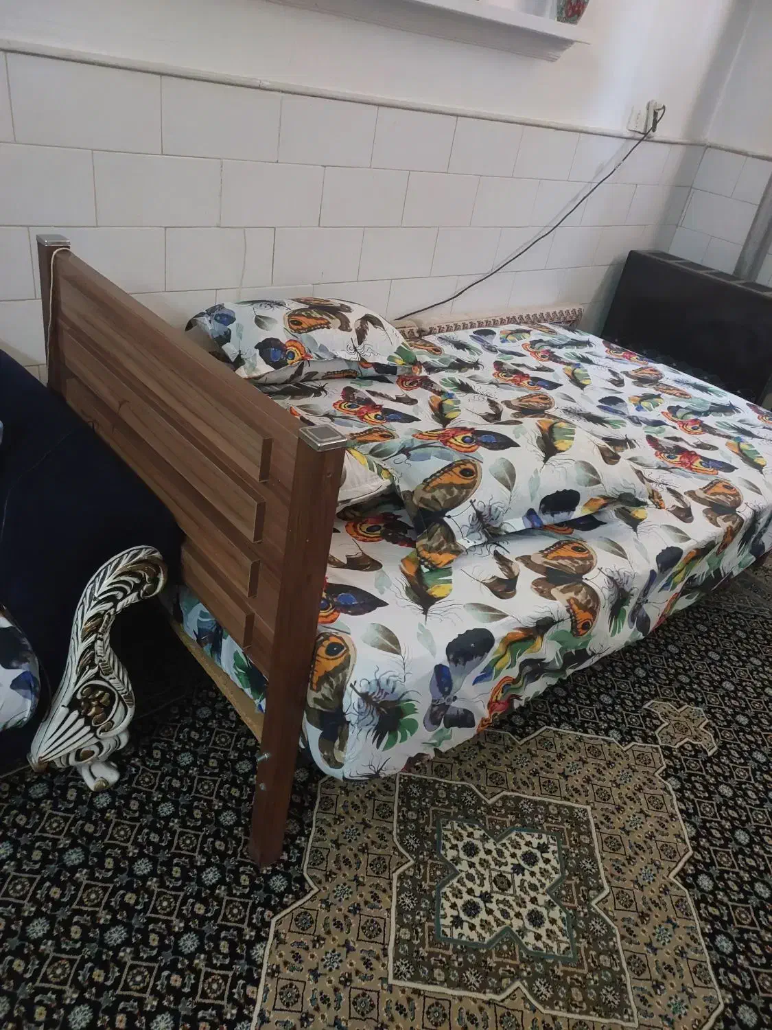 تخت یکنفره 2در90 دست دو بدون تشک  با کفی درجه یک|تخت و سرویس خواب|ساوه, |دیوار