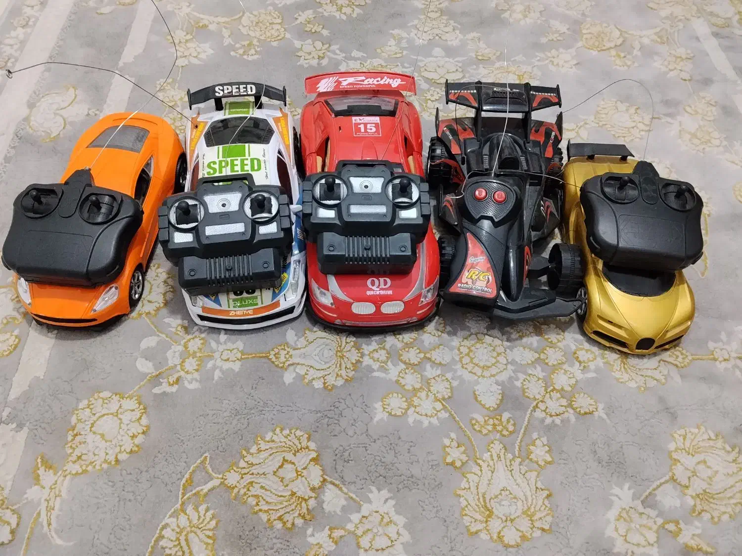 ماشین کنترلی|اسباببازی|اندیشه, اندیشه فاز ۱|دیوار