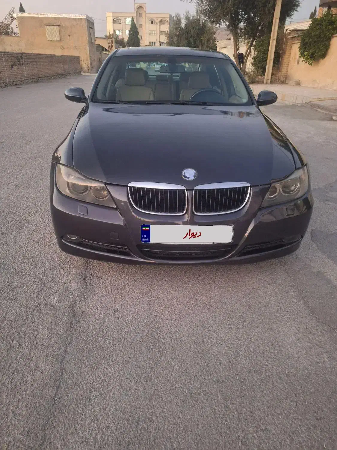 بی ام و ۳۲۵ای مدل ۲۰۰۶ اتوماتیک|خودرو سواری و وانت|شیراز, حومه شیراز|دیوار