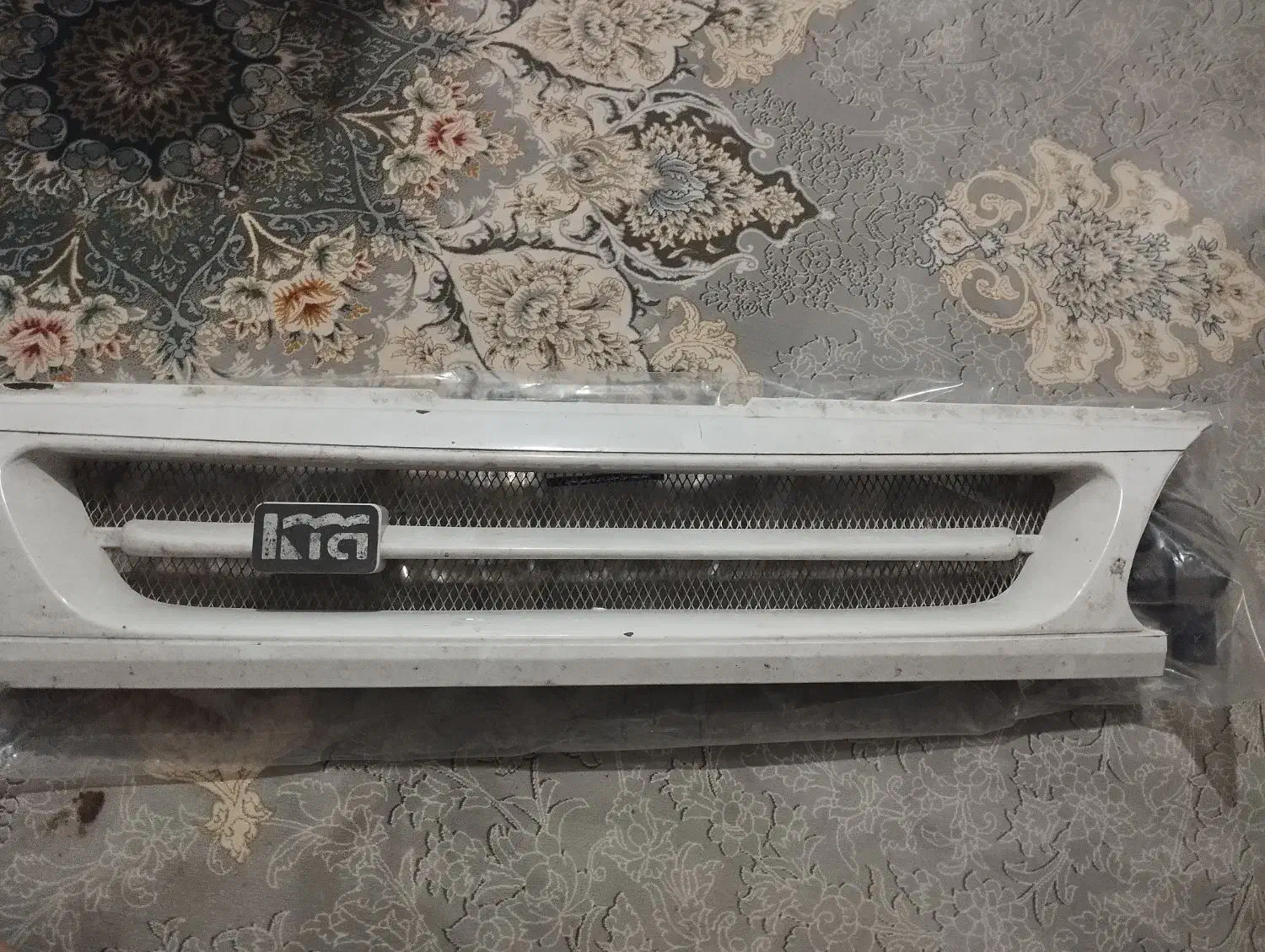 جلو پنجره پراید|مبلمان خانگی و میز عسلی|گنبد کاووس, |دیوار