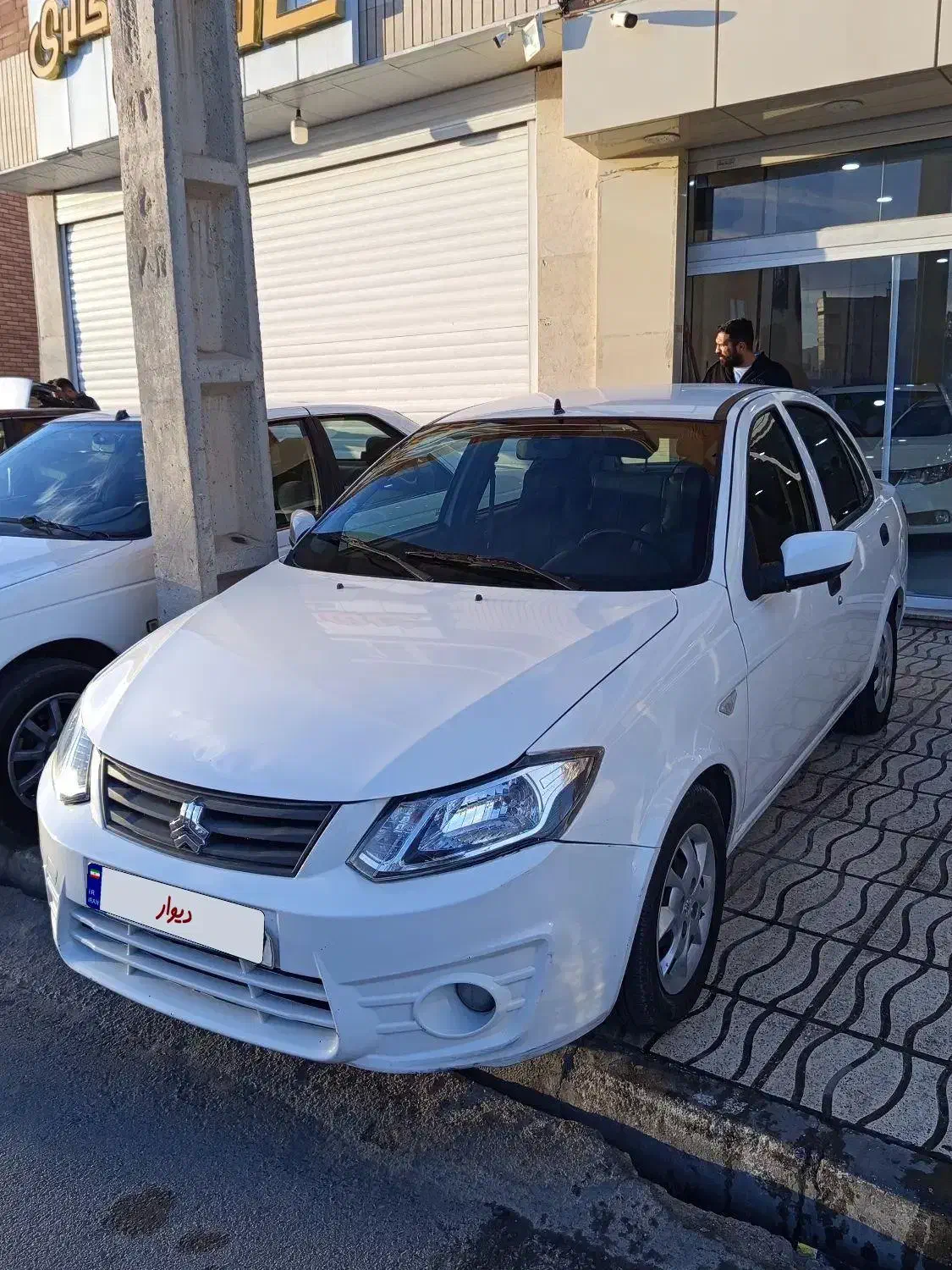 ساینا ۱۴۰۰|خودرو سواری و وانت|شاهین‌شهر, نسیم ۵|دیوار