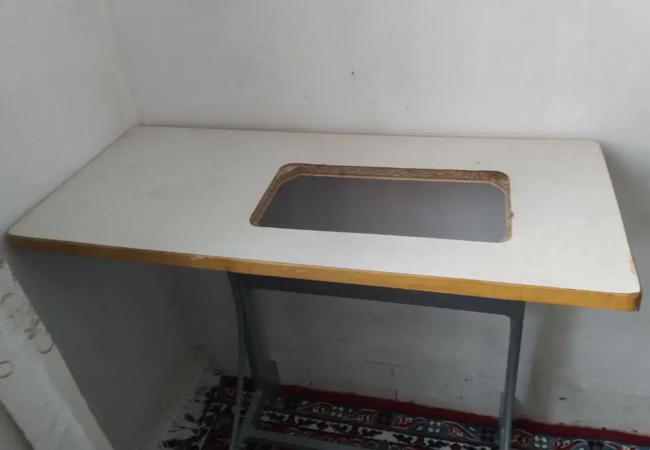 میز چرخ خیاطی خانگی|لوازم خیاطی و بافتنی|جوانرود, |دیوار