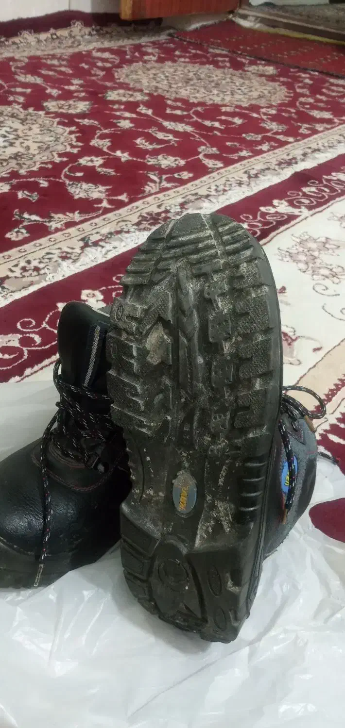 نیمبوت ایمنی (معاوضه)سایز۴۲|کیف، کفش، کمربند|کرمانشاه, |دیوار