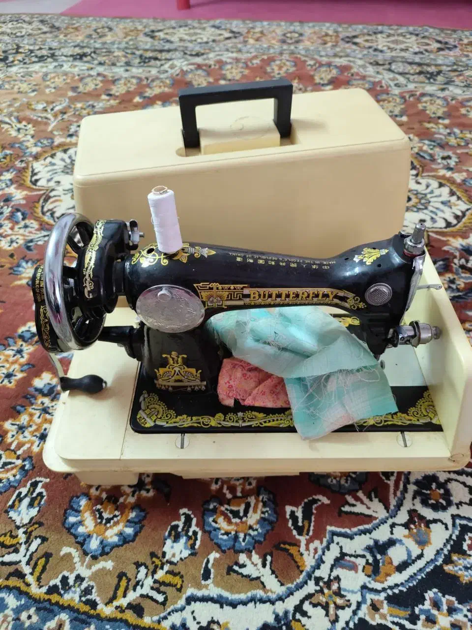 چرخ خیاطی قدیمی|چرخ خیاطی و ریسندگی|رشت, خمیران زاهدان|دیوار