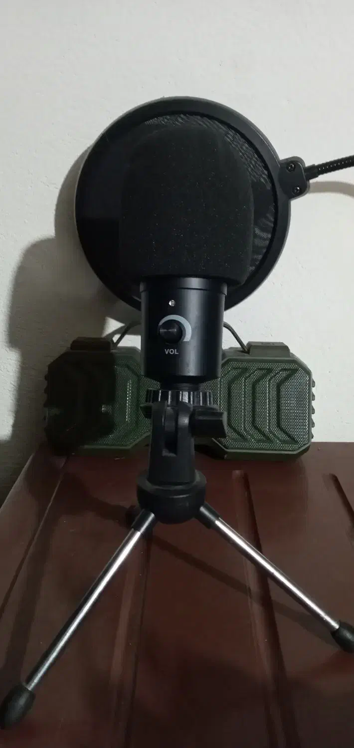 میکروفون وپاپ فیلتر (بندر انزلی)|سیستم صوتی خانگی|تولم شهر, |دیوار