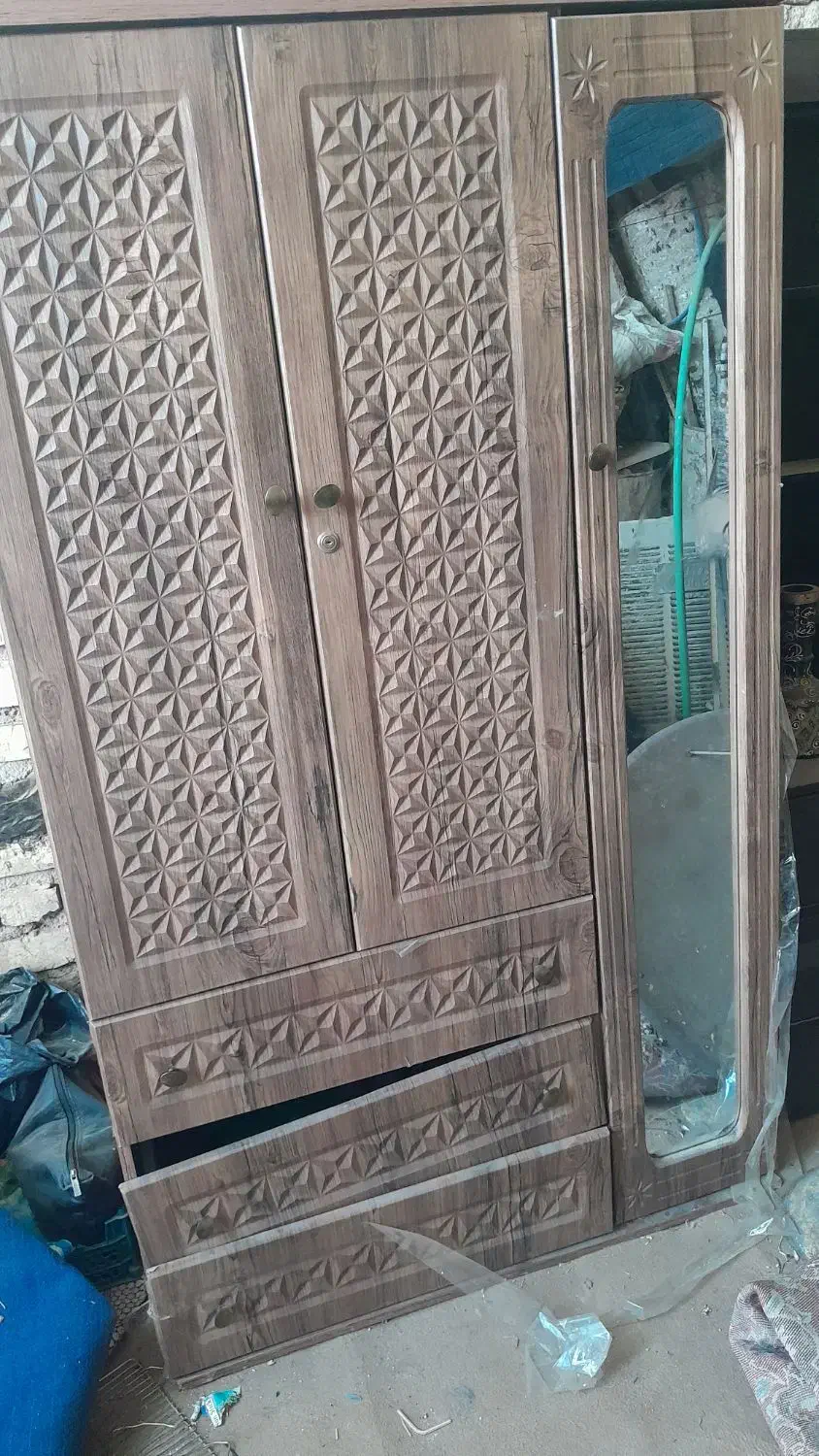 کمد لباسی|جاکفشی، کمد، دراور|شیراز, شهرک مهدی‌آباد|دیوار