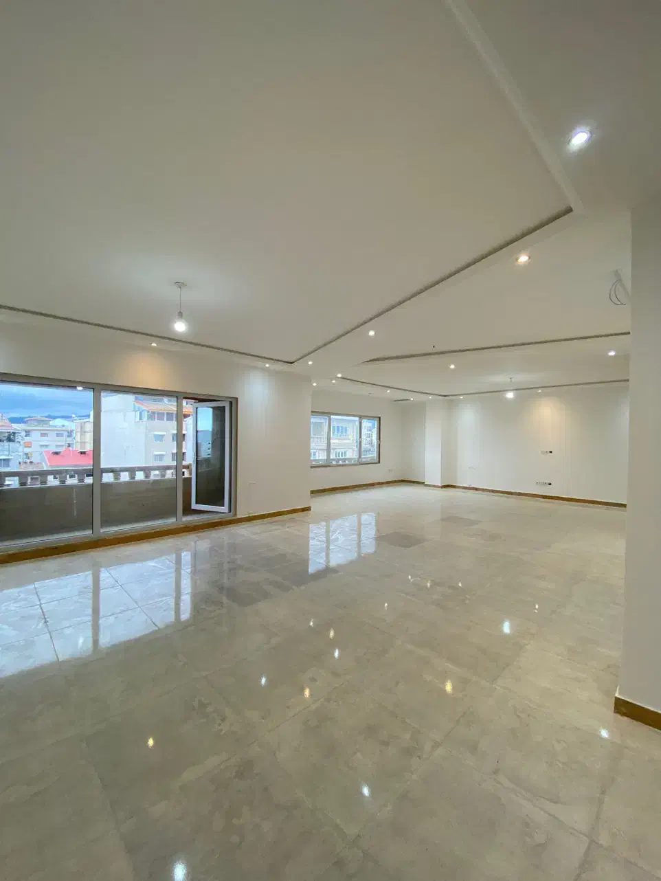 آپارتمان کلیدنخورده سه خواب تک واحدی /املاک المپیک|فروش آپارتمان|تالش, هشتپر|دیوار