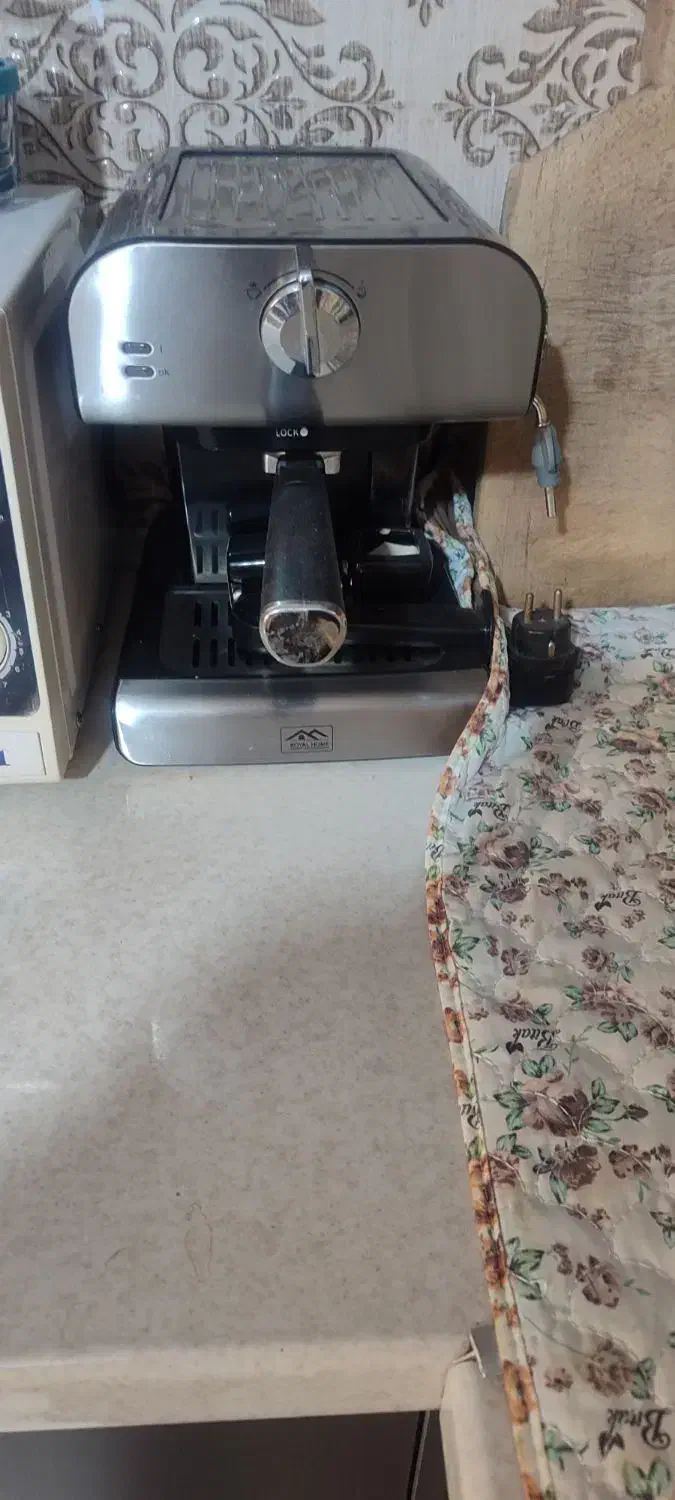 دستگاه اسپرسو ساز  Royal home|سماور، چای‌ساز، قهوه‌ساز|صدرا-فارس, فاز ۱|دیوار