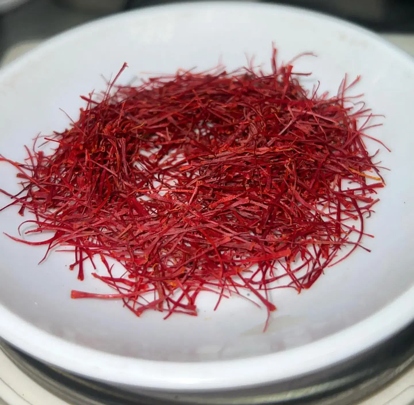 زعفران اعلا طبیعی خشک شده بدون آب زدن|خوردنی و آشامیدنی|سرایان, |دیوار