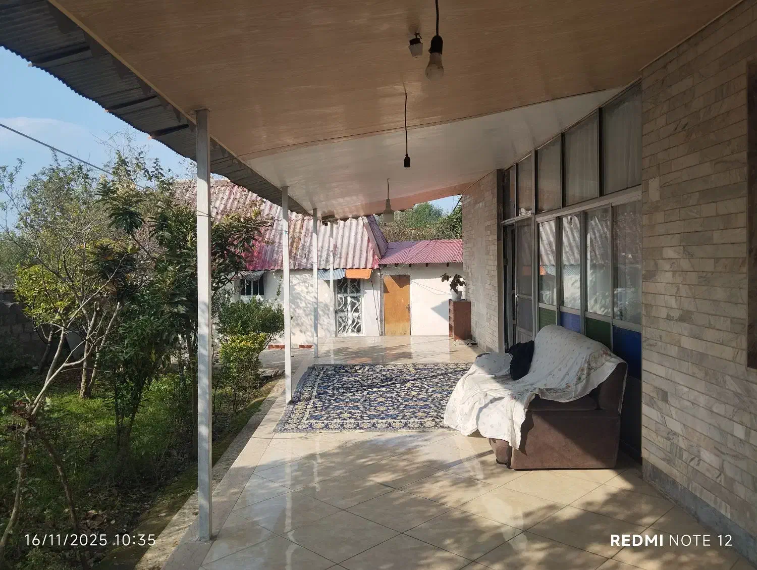 ویلا مناسب خانواده تا ۴نفر روزانه|اجارهٔ کوتاه‌مدت ویلا و باغ|تولم شهر, |دیوار