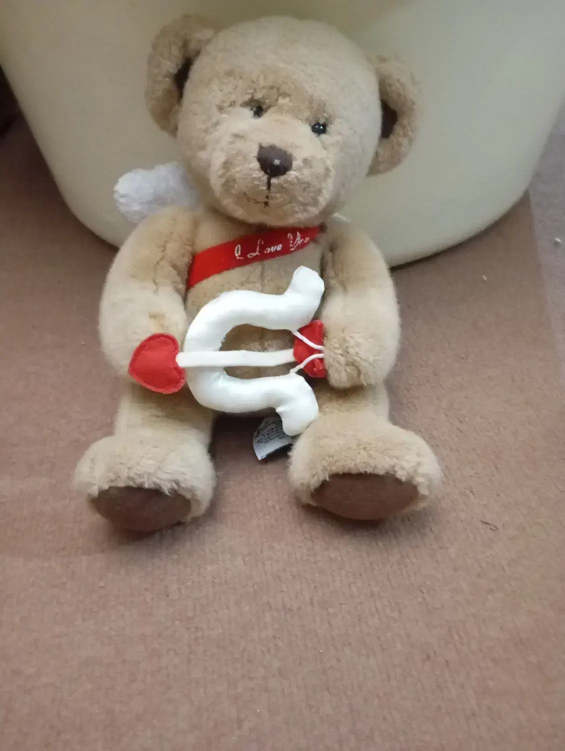 عروسک خرس|اسباب‌‌بازی|صحنه, |دیوار