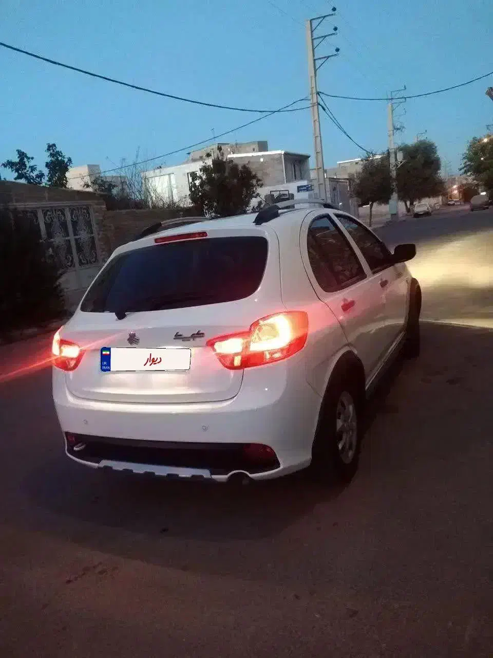 فروشی ۴۰۱در حد|خودرو سواری و وانت|ابهر, |دیوار