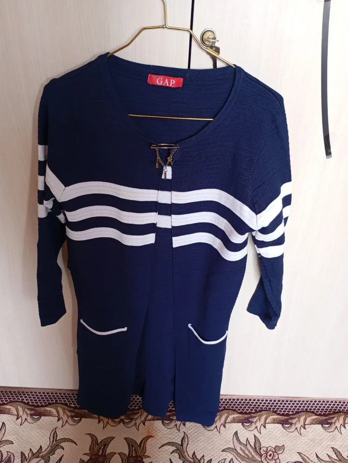 بافت|لباس|گلبهار, شهر جدید گلبهار|دیوار