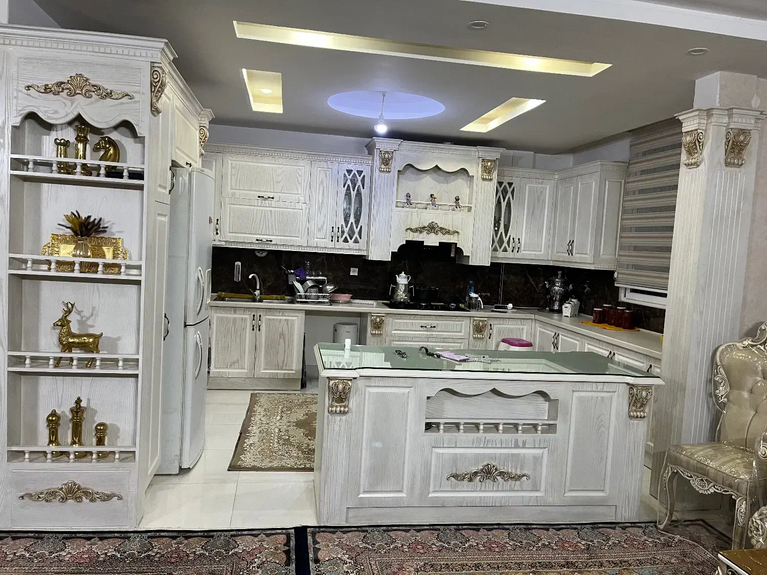 آپارتمان ۳خواب. با پارکینگ. اختصاصی|فروش آپارتمان|مشهد, امیر|دیوار