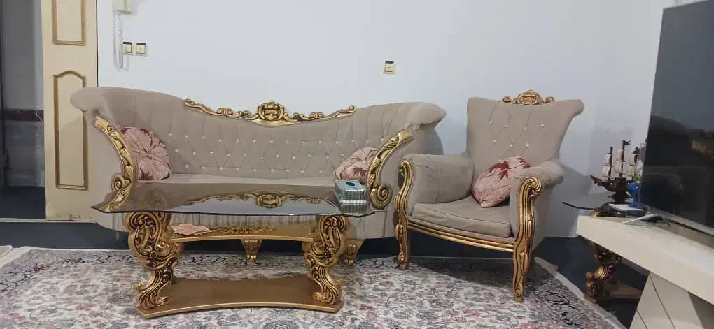 مبل هفت نفره با میز بزرگ و۳ عدد عسلی|مبلمان خانگی و میز عسلی|سنندج, |دیوار