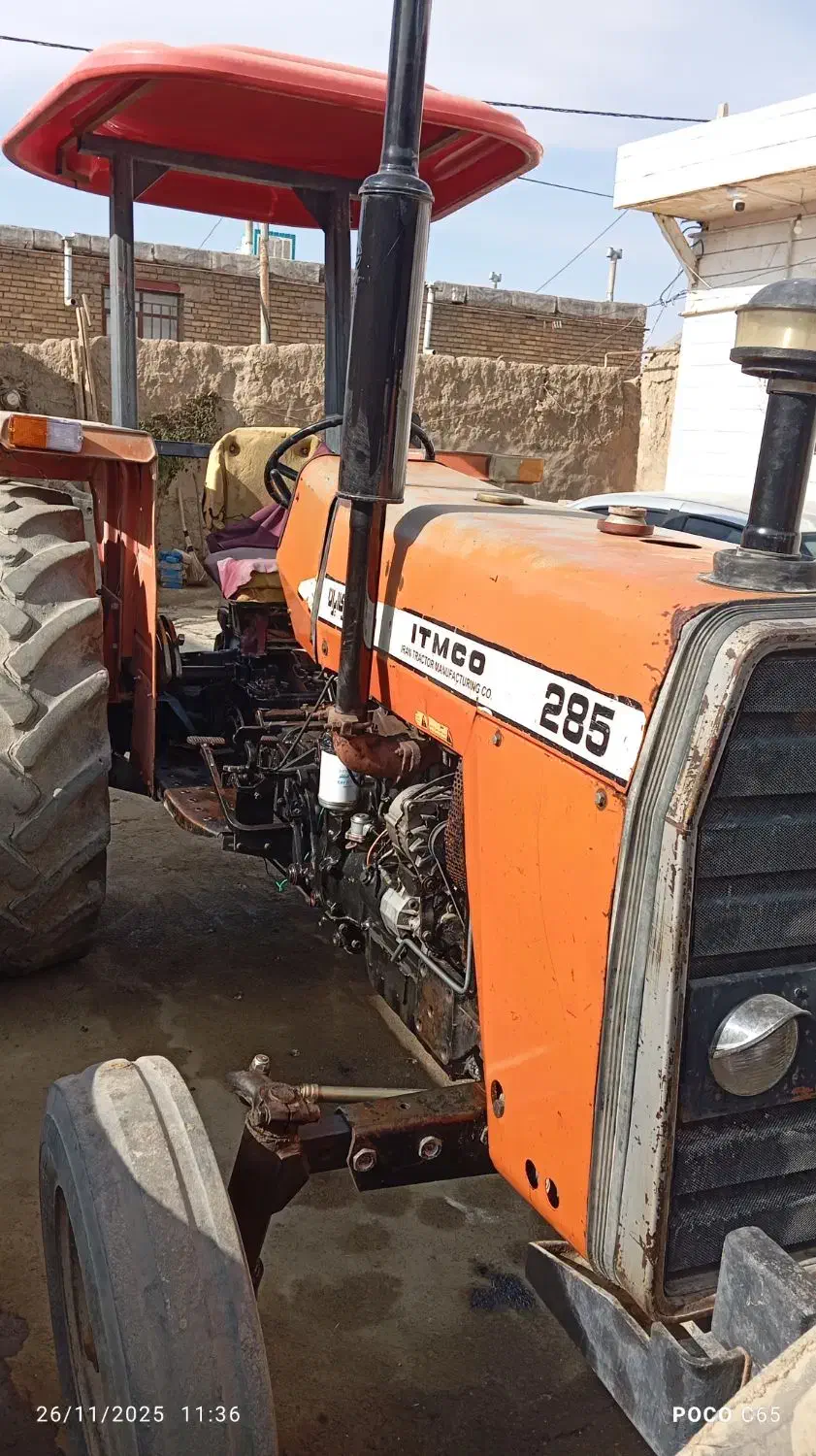 فروش‌تراکتورمدل۸۲|خودرو سنگین|ملایر, |دیوار