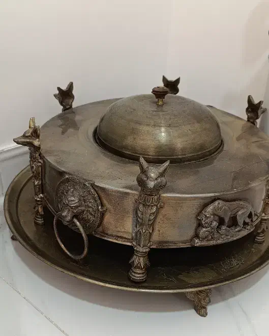 منقل|کلکسیون اشیاء عتیقه|هرسین, |دیوار