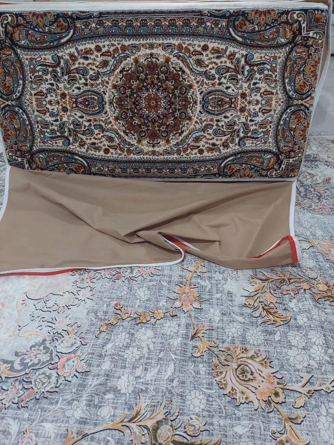 پشتی|پشتی|رباطکریم, رباطکریم|دیوار