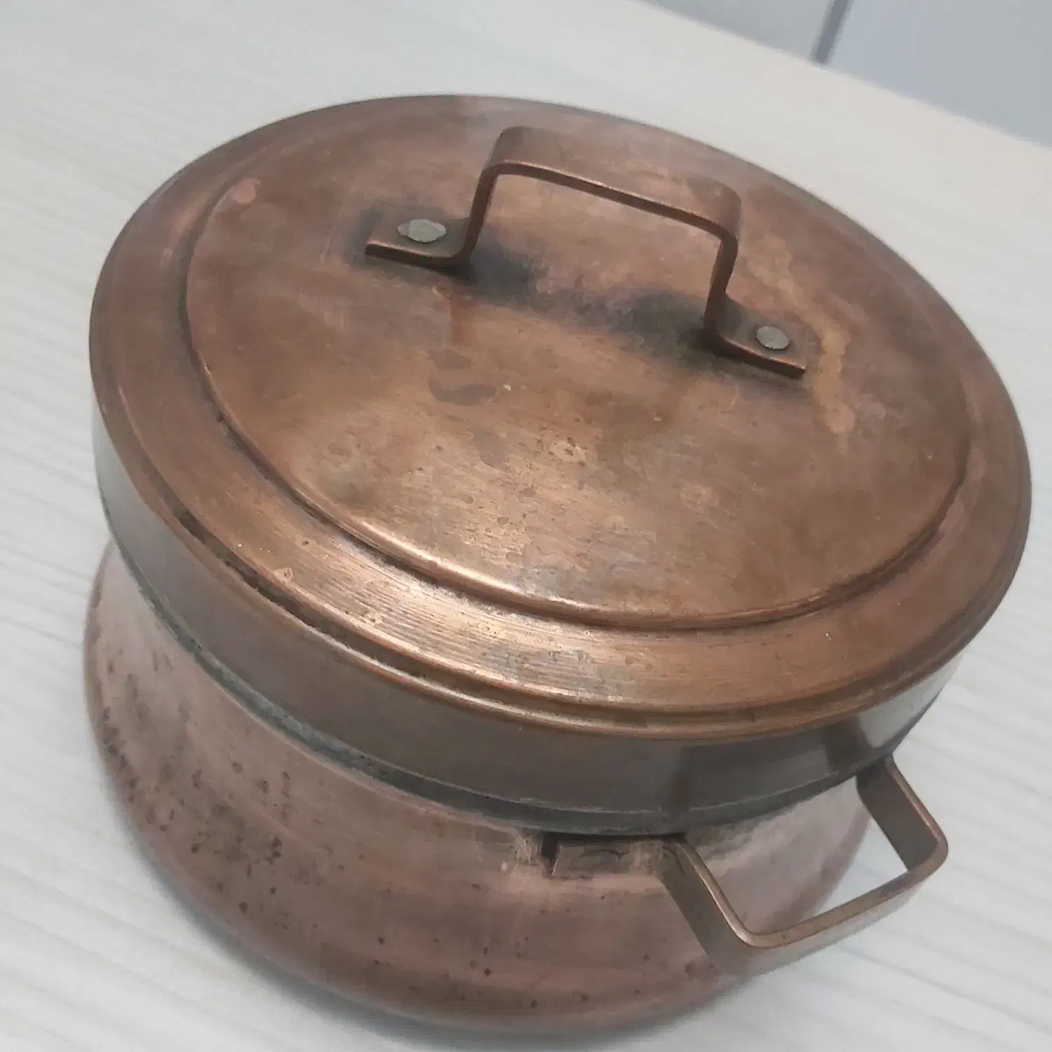 قابلمه مسی|ظروف پختوپز|شاهینشهر, شهرک گلدیس|دیوار