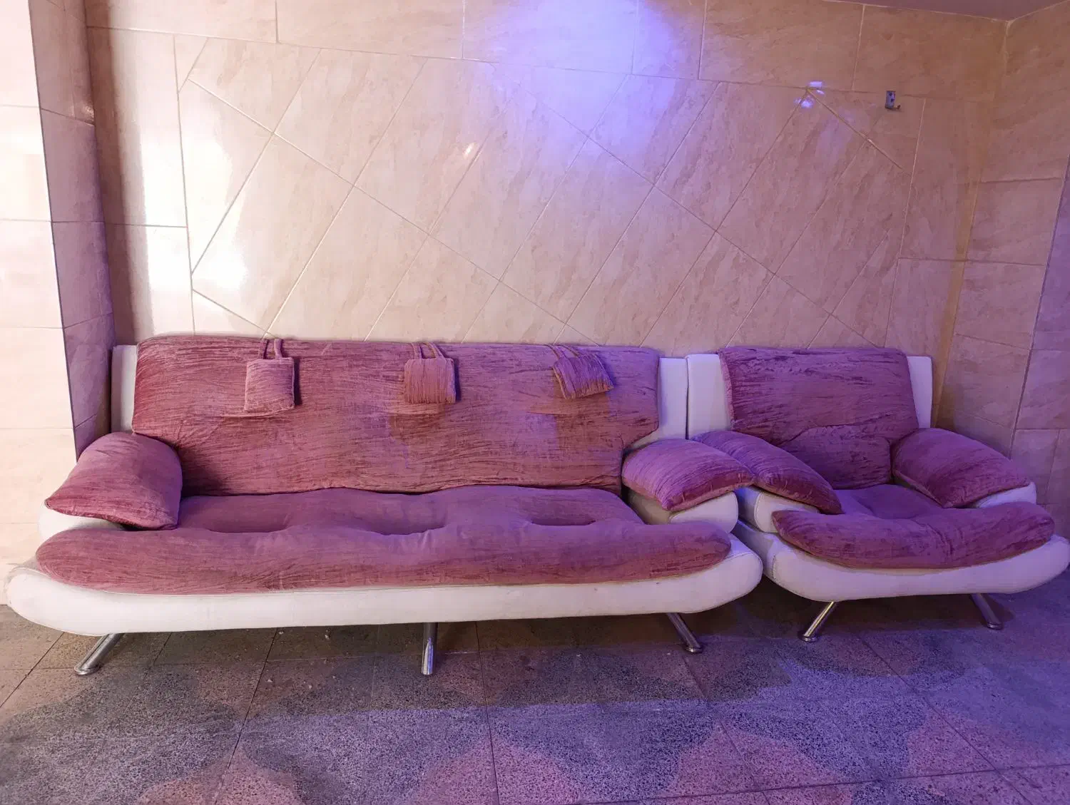 مبل راحتی و مبل استیل|مبلمان خانگی و میز عسلی|اصفهان, خانه اصفهان|دیوار