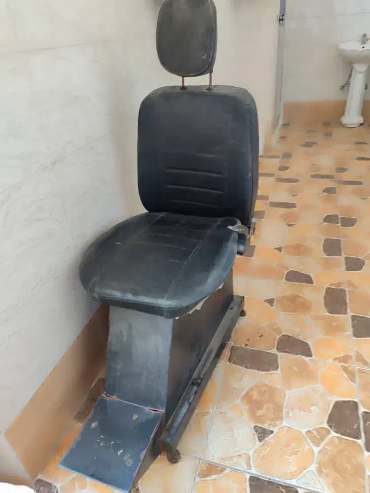 صندلی اصلاح|آرایشگاه و سالنهای زیبایی|رامهرمز, |دیوار