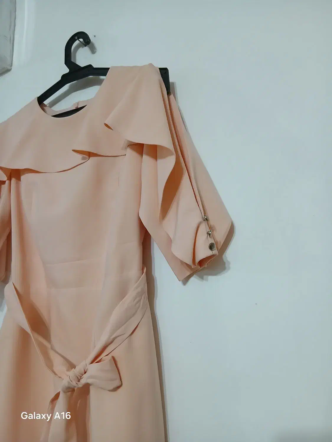 لباس مجلسی|لباس|رشت, استقامت ۲|دیوار