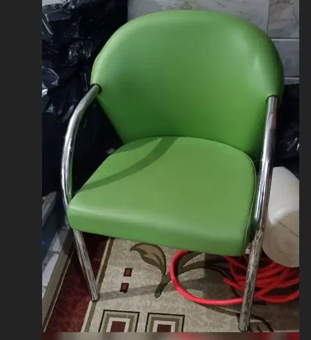 دو عدد صندلی|مبلمان اداری|قم, نیروگاه|دیوار