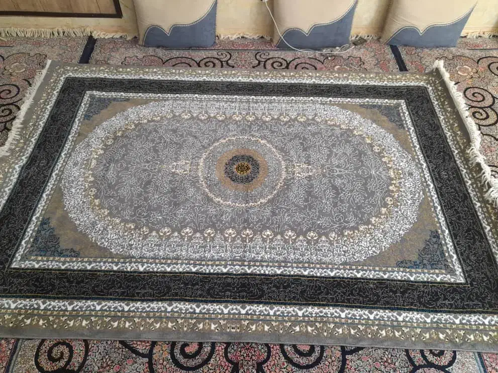 تعویض فرش نو با دست دوم ماشینی و دستباف نقد اقساط|فرش|بوکان, |دیوار