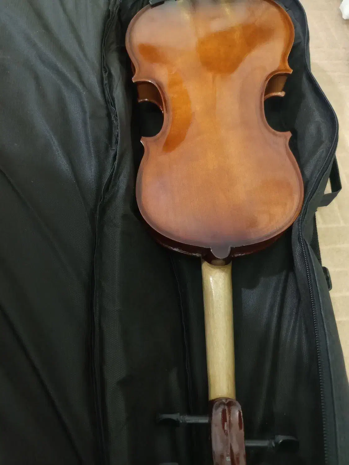 ویولن|ویولن|ورامین, شهرک فجر|دیوار