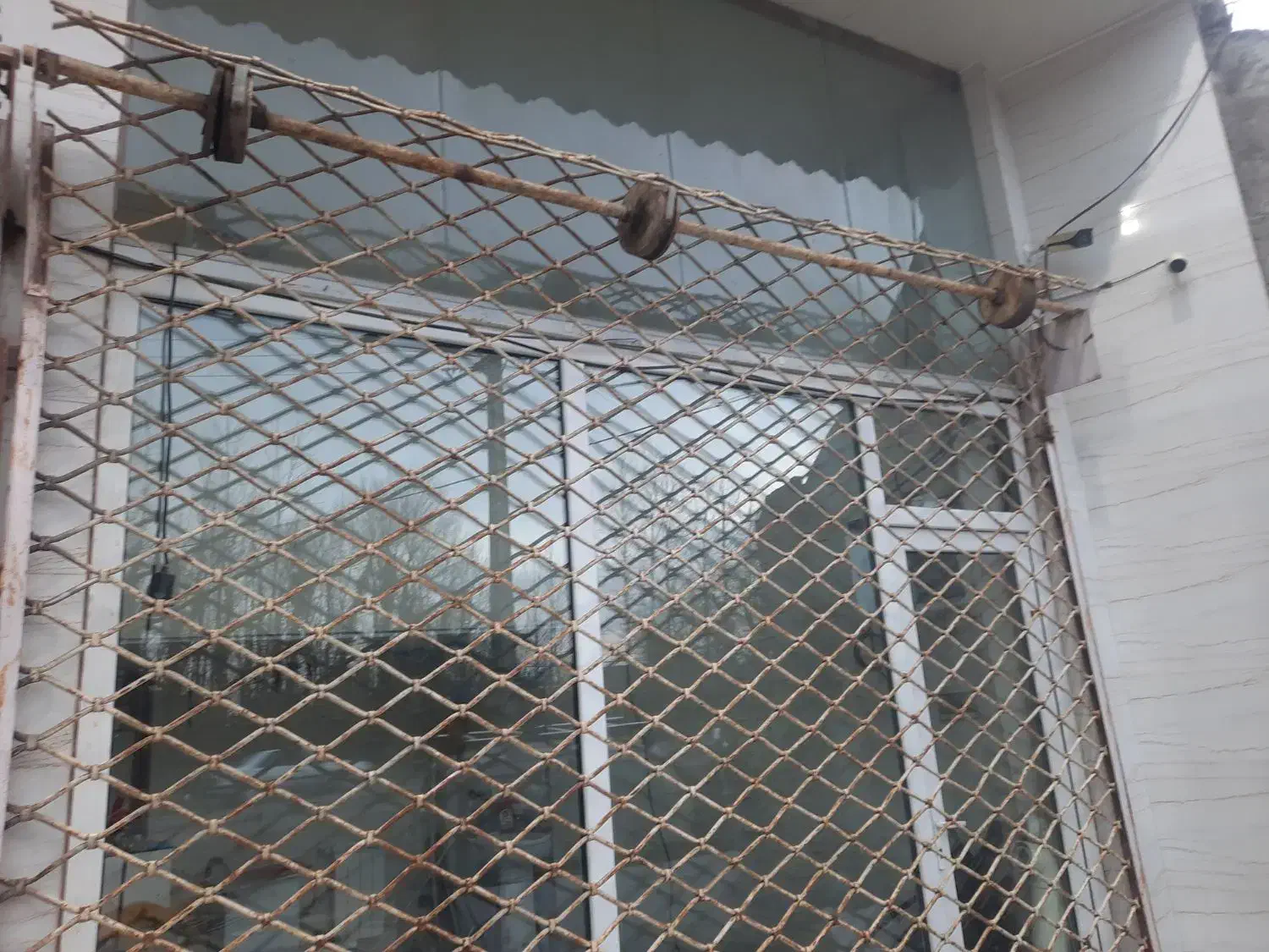 کرکره|ابزارآلات|سنگر, |دیوار