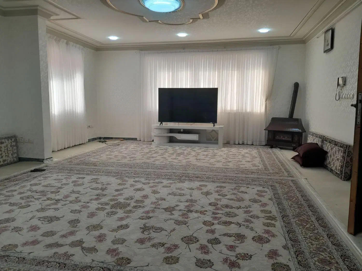 سویت های نزدیک دریاچه و بازار|اجارهٔ کوتاه‌مدت آپارتمان و سوئیت|مریوان, |دیوار