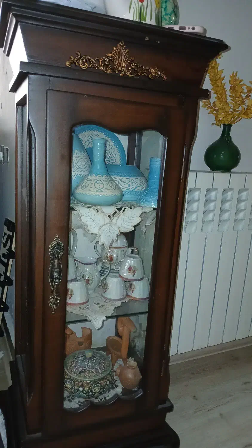 بوفه جمع وجور|بوفه، ویترین، کنسول|رشت, سعدی (تختی)|دیوار