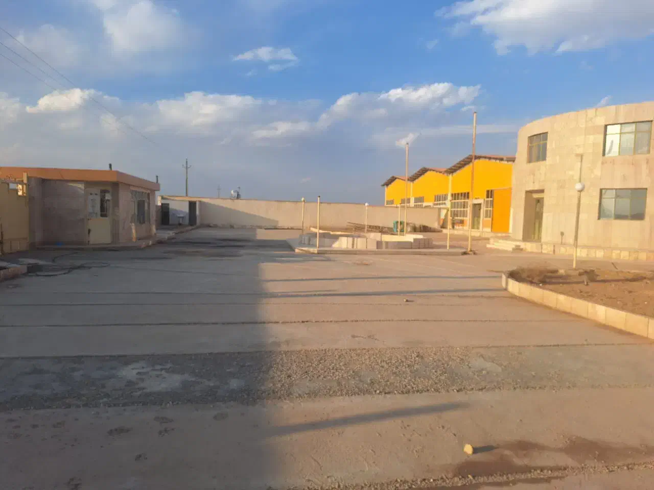 کارخانه مواد غذایی|فروش دفتر صنعتی، کشاورزی، تجاری|برخوار, |دیوار