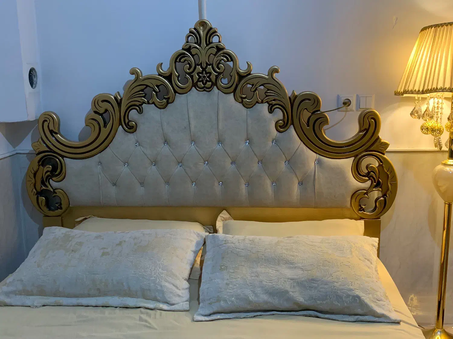 سرویس خواب نو عروس|تخت و سرویس خواب|نیشابور, هفده شهریور|دیوار