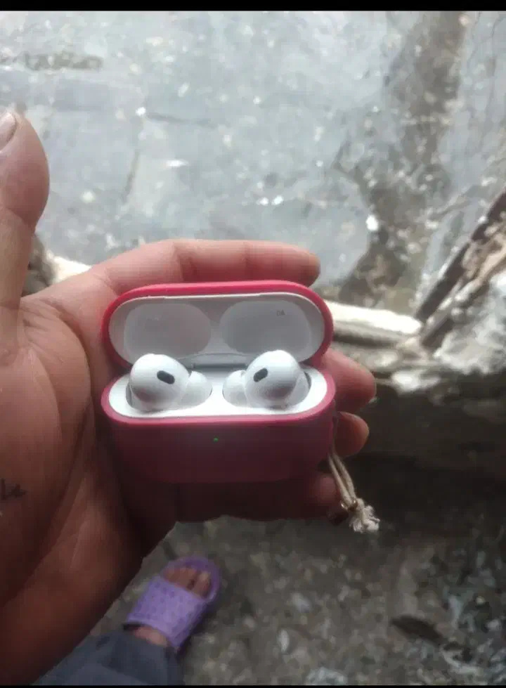 یه دست ایرپاداصل سالم|لوازم جانبی موبایل و تبلت|ارومیه, |دیوار