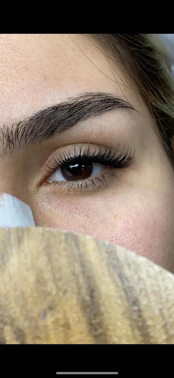 آموزش کاشت مژه|خدمات آرایشگری و زیبایی|خرم‌آباد, |دیوار