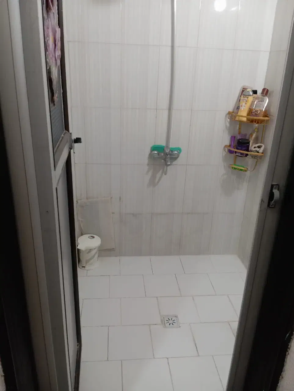 70متری/طبقه سوم /مجتمع خیرین پایین /200رهن|فروش آپارتمان|اشتهارد, |دیوار