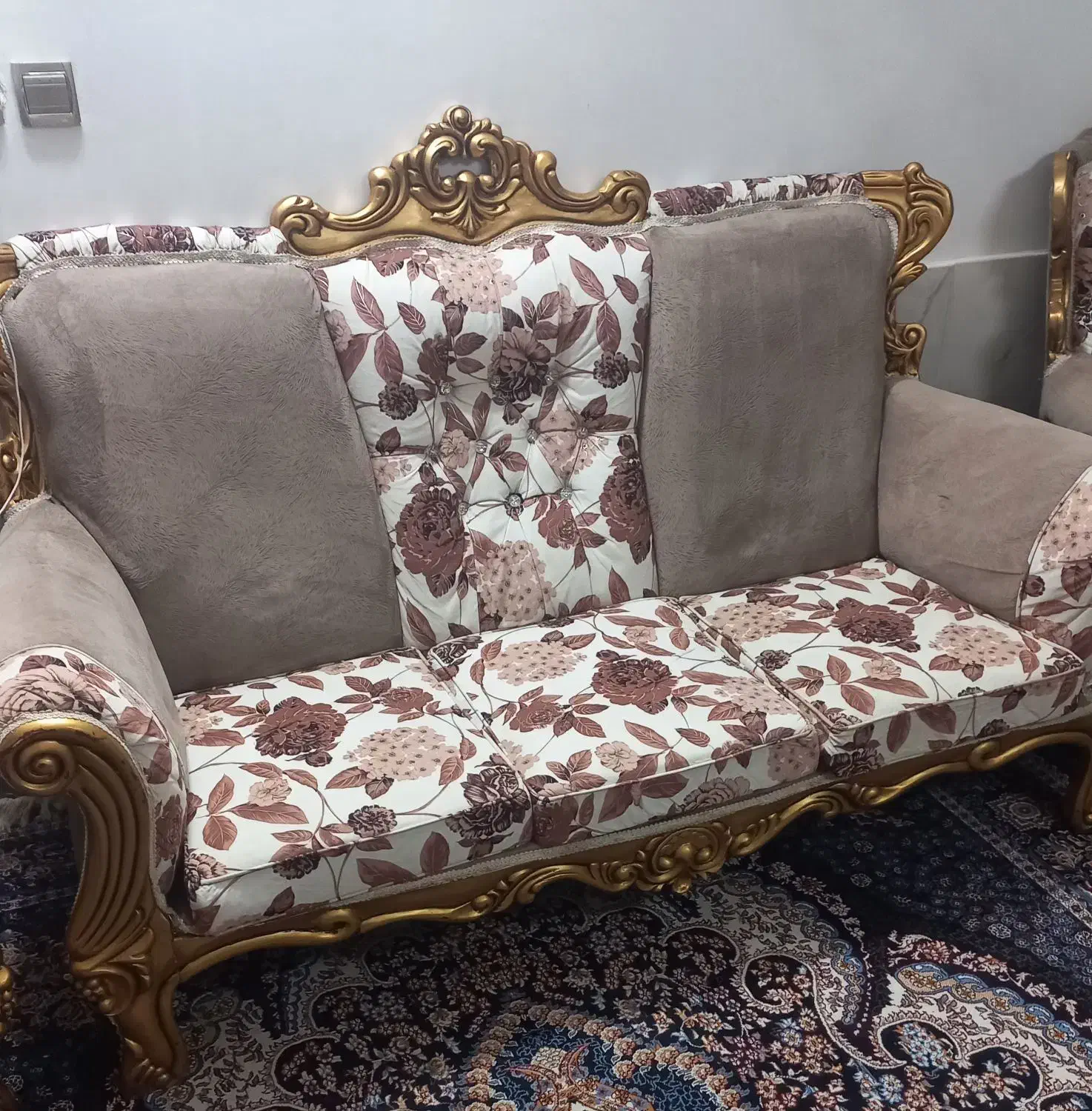 سرویس مبل هفت نفره بدون پارگی پارچه و شکستگی|مبلمان خانگی و میز عسلی|پاکدشت, پاکدشت (مامازند)|دیوار
