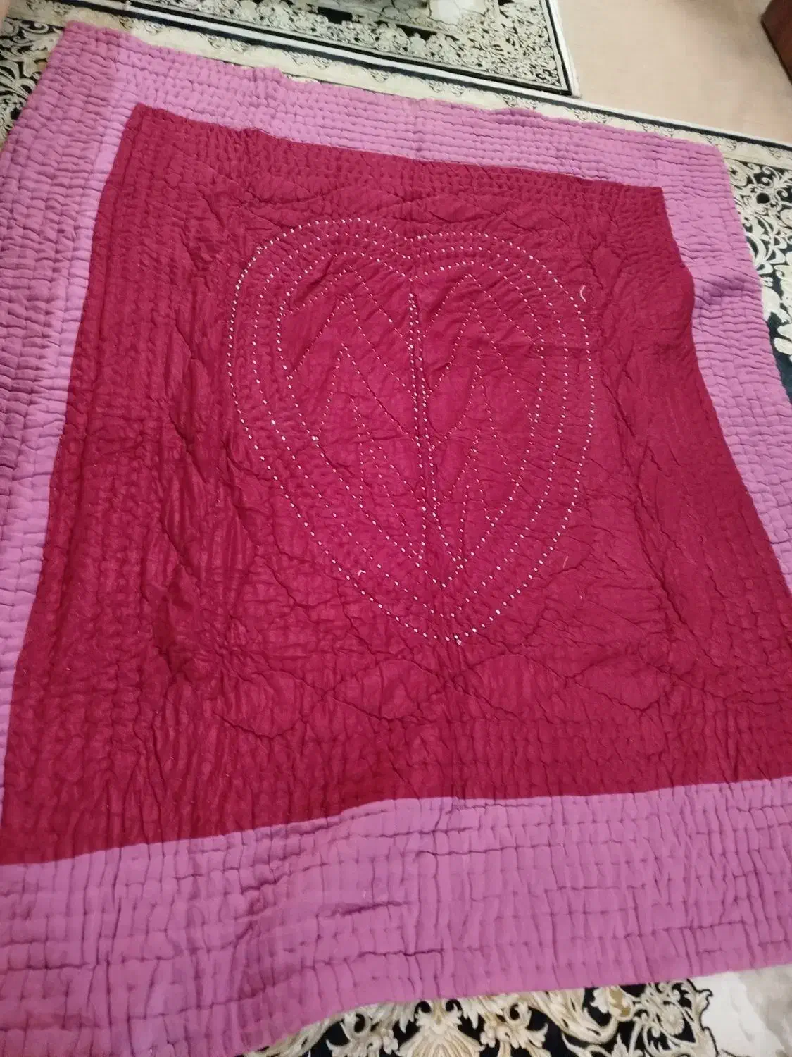 دوعدد لحاف|رختخواب، بالش، پتو|قیامدشت - خاورشهر, |دیوار